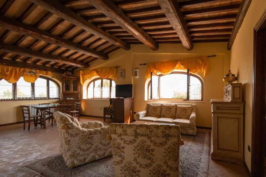 Residenza Collefiorito Aparthotel Todi Szoba fotó