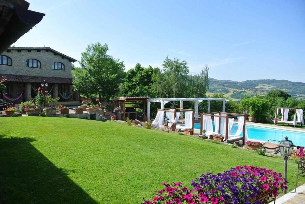Residenza Collefiorito Aparthotel Todi Kültér fotó