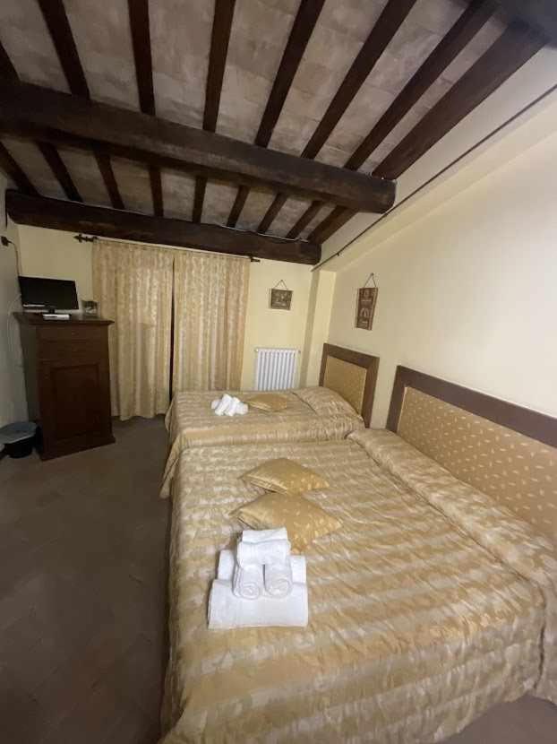Residenza Collefiorito Aparthotel Todi Szoba fotó