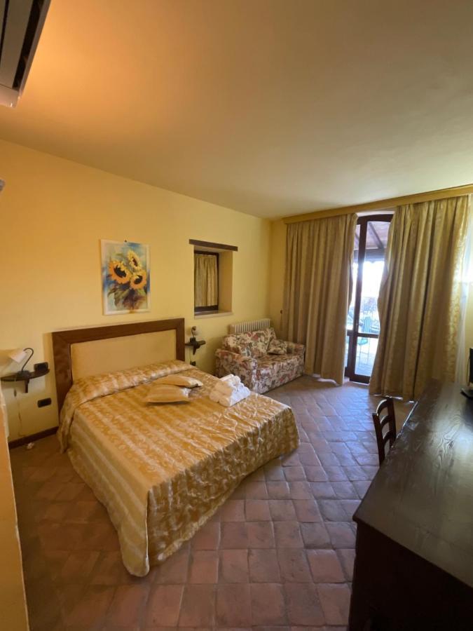 Residenza Collefiorito Aparthotel Todi Kültér fotó